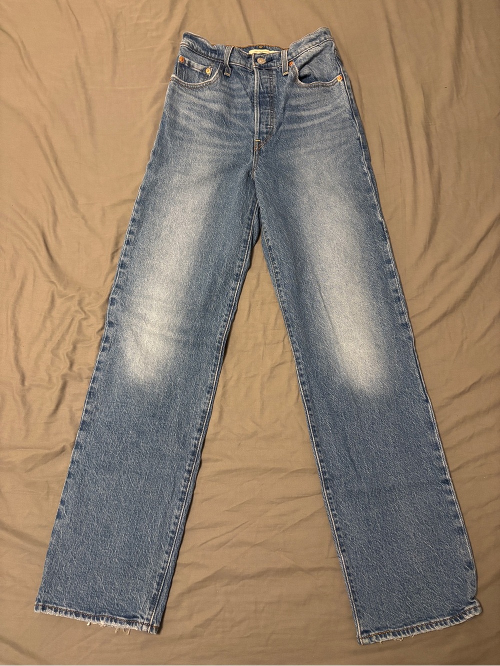 Levi's Women's Ribcage Straight Jeans